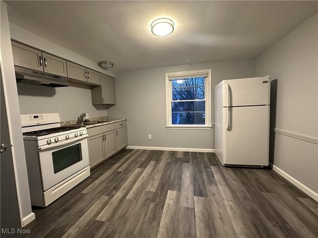 Foto del edificio - 5247 Old Oxford Ln