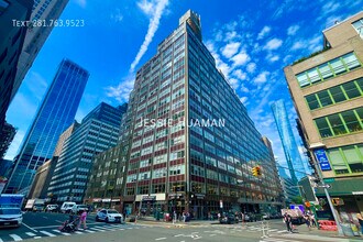 Building Photo - 50 Murray St