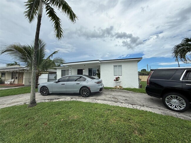 Foto del edificio - 2445 SW 90th Ave