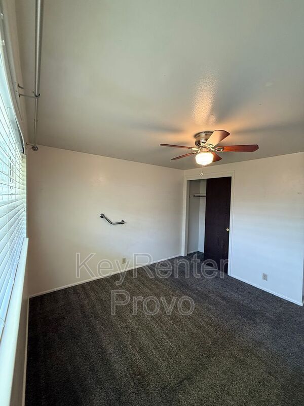 Building Photo - 690 S 500 E