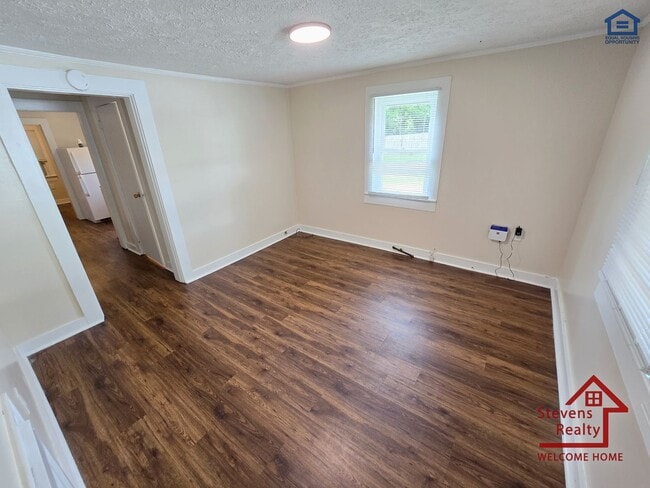 Foto del edificio - 1364 Crescent Dr