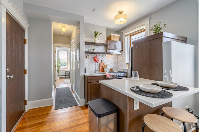 1 dormitorio, 1 baño - 400 pies cuadrados - Cocina - Brentwood