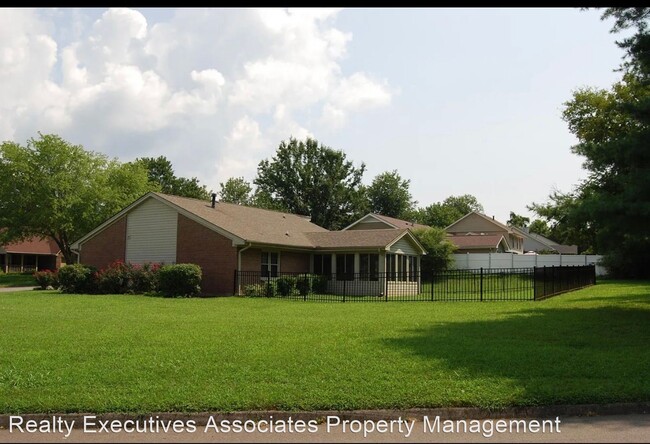 Building Photo - 3 br, 2 bath House - 8732 Shoreham Boulevard