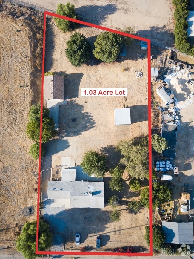 Building Photo - 20724 Palomar St