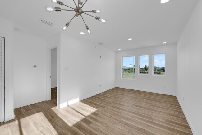 Foto del edificio - 2515 Gamez Dr