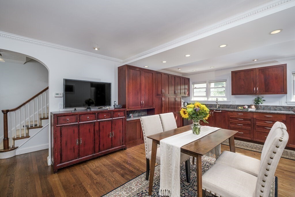 60 Beverly Rd Unit 0, Chestnut Hill, MA 02467 Apartments in Chestnut