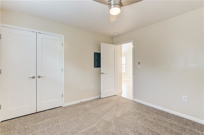 Foto del edificio - 1705 E 14th St