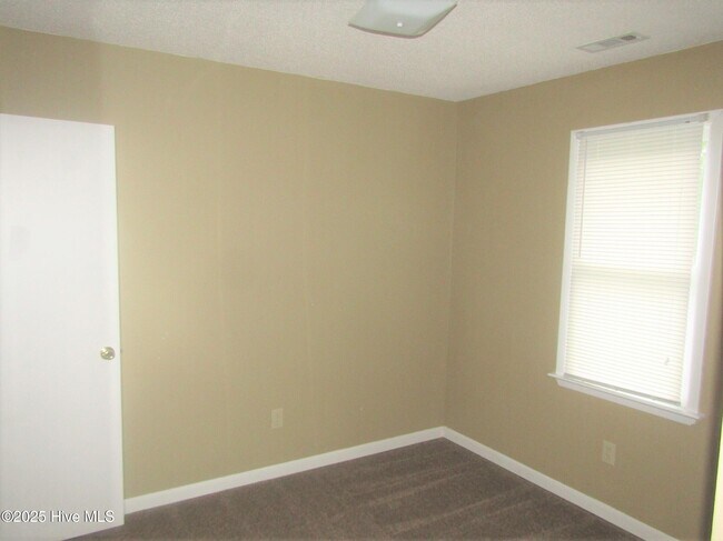 Foto del edificio - 11 Portwest Townhouses Dr