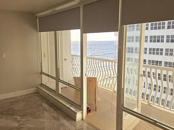 Building Photo - 4020 Galt Ocean Dr