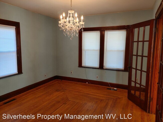Building Photo - 4 br, 2 bath House - 918 33rd Street