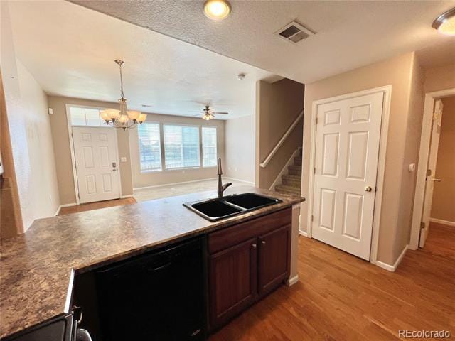 Foto del edificio - 16150 E Geddes Ln