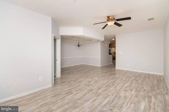 Building Photo - 4444 Beechstone Ln