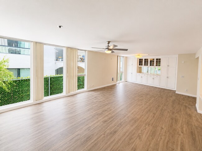 Foto del edificio - 1221 Parker Pl