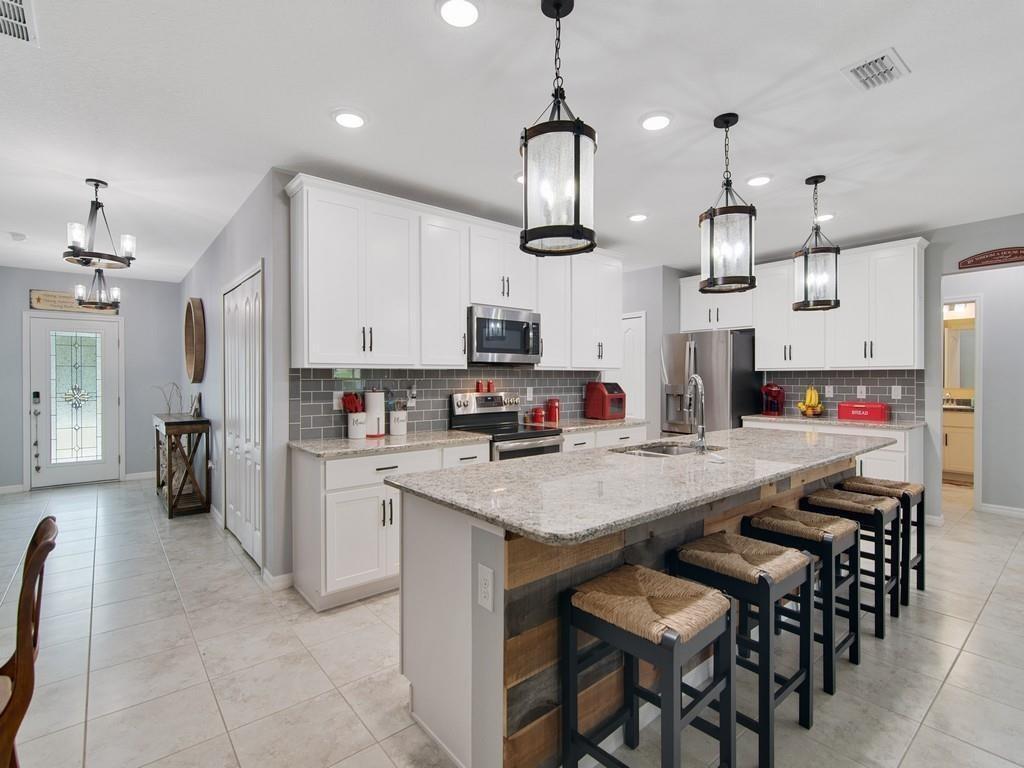 Foto principal - 9025 106th Ave