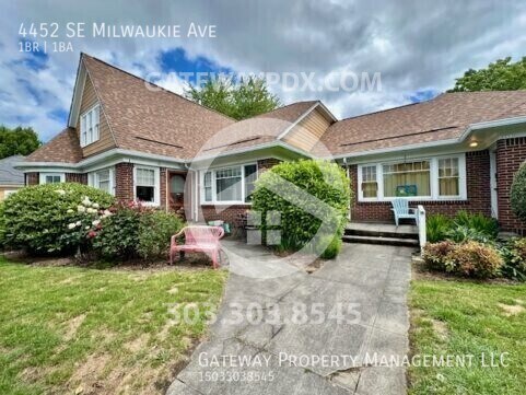 Photo - 4452 SE Milwaukie Ave Townhome