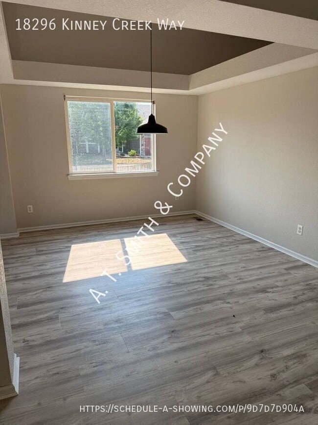 Building Photo - 18296 Kinney Creek Way