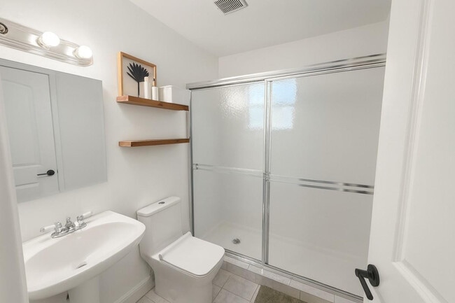 Foto del edificio - 2395 NE 184th Terrace