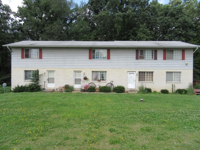 3866 Cottage Grove Rd2.jpg - 3866 Cottage Grove Rd