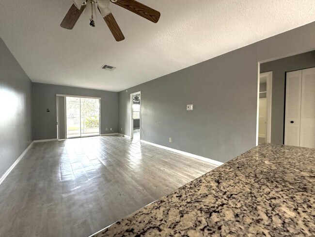 Building Photo - 3251 Trophy Blvd