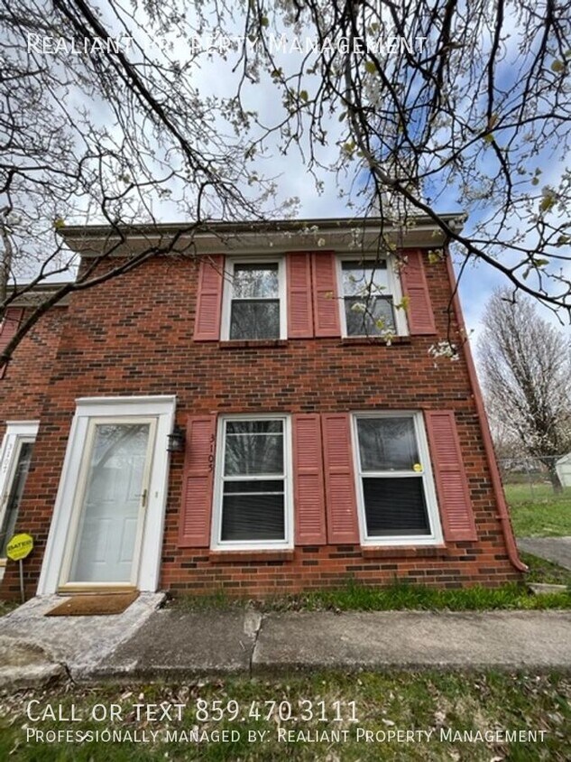 Primary Photo - 3105 Glenridge Cir