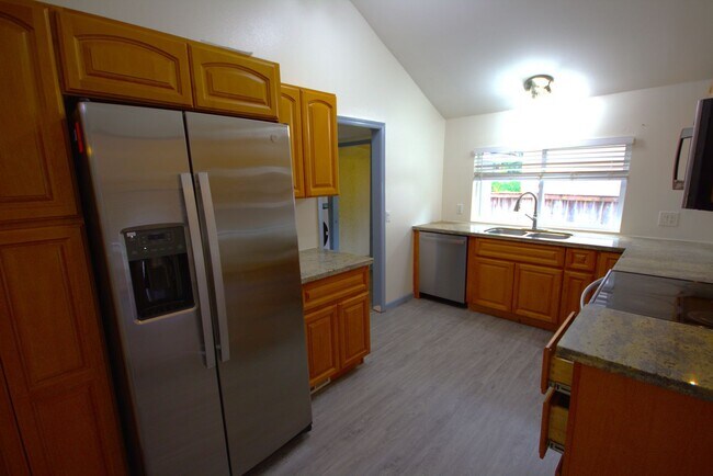 Building Photo - Beautifully Renovated Home in Burien.