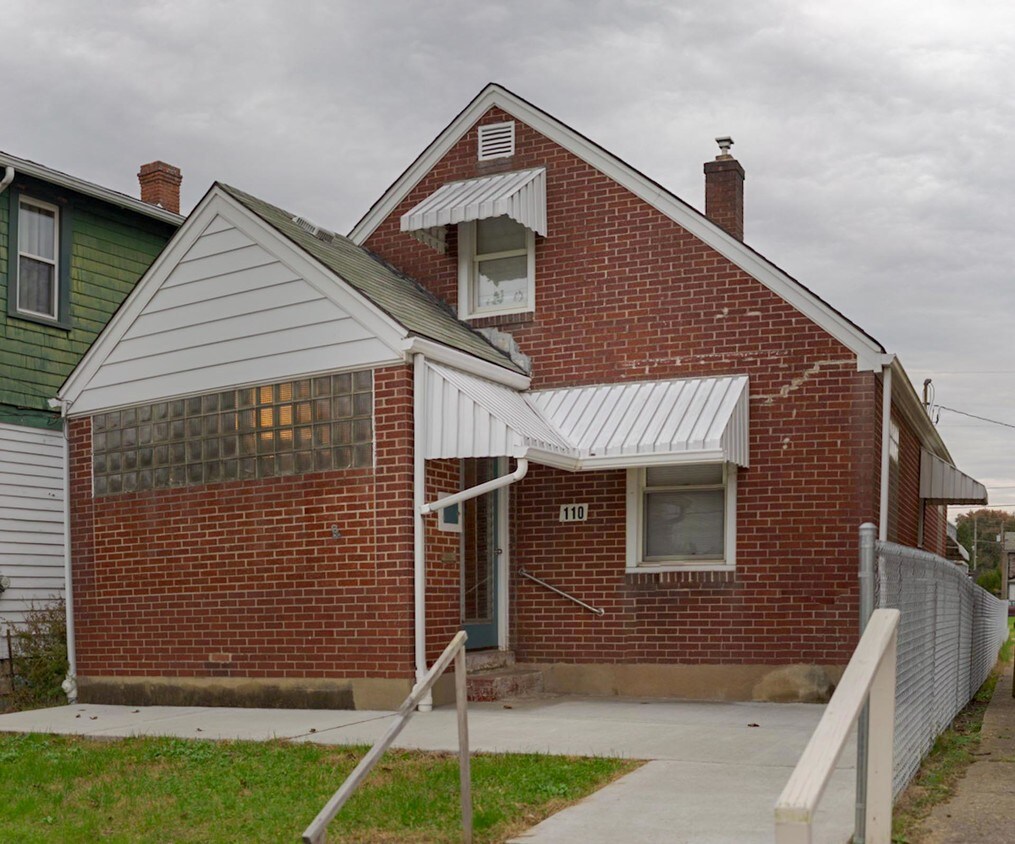 110 Acme Ave, Cheswick, PA 15024 House Rental in Cheswick, PA