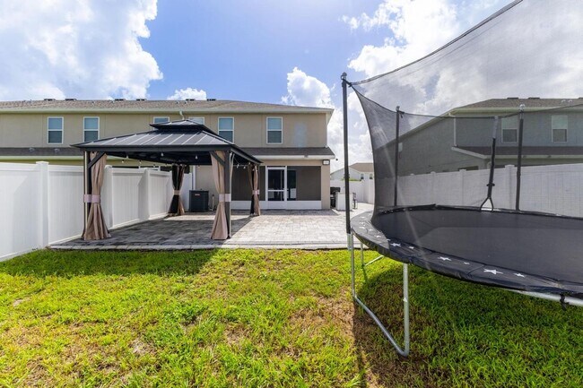 Foto del edificio - 2942 Fieldwood Cir