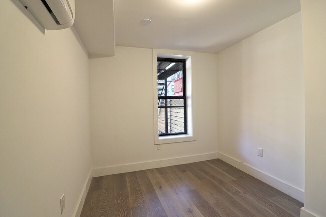 Foto del edificio - 123 Essex St