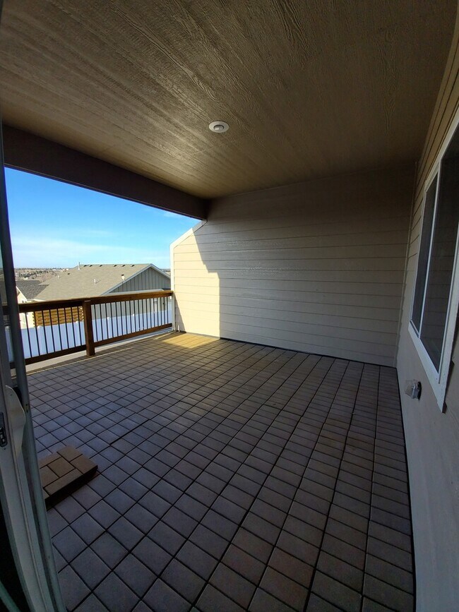 Foto del edificio - 3 BEDROOM, 2 BATHROOM, SINGLE FAMILY HOME WITH A 2 CAR ATTACHED GARAGE