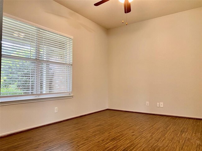 Foto del edificio - 723 Blair Ave