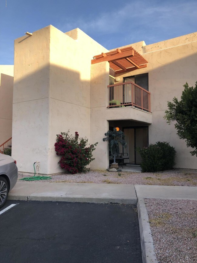 Foto del edificio - 9345 N 92nd St