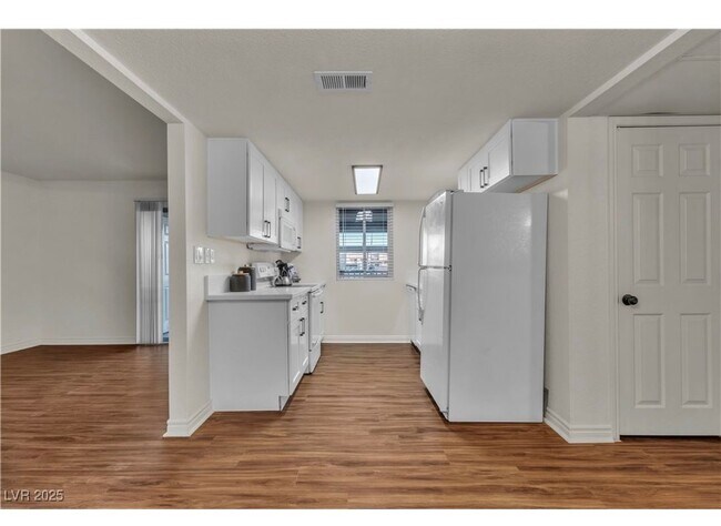 Foto del edificio - 5160 Indian River Dr