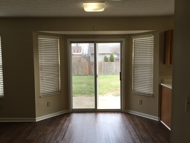 Foto del edificio - 2186 Ferndown Dr