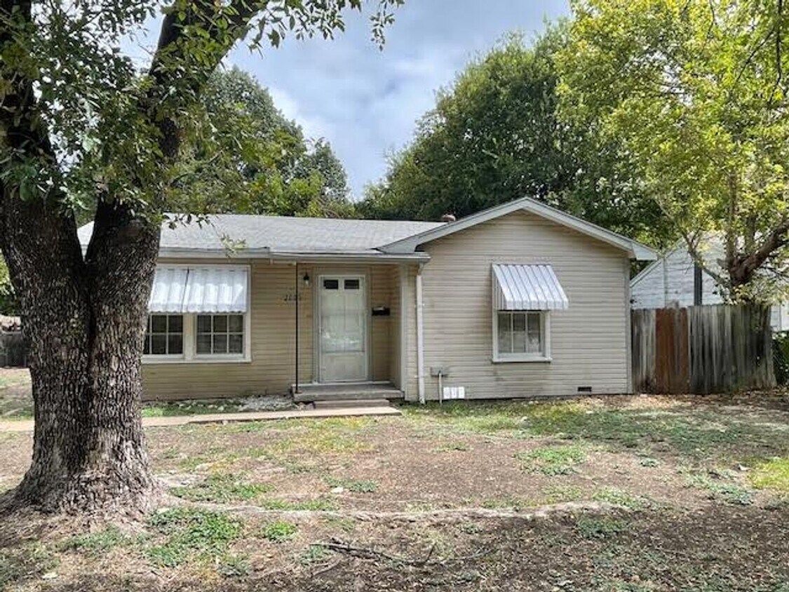 Foto principal - 2005 N 39th A St