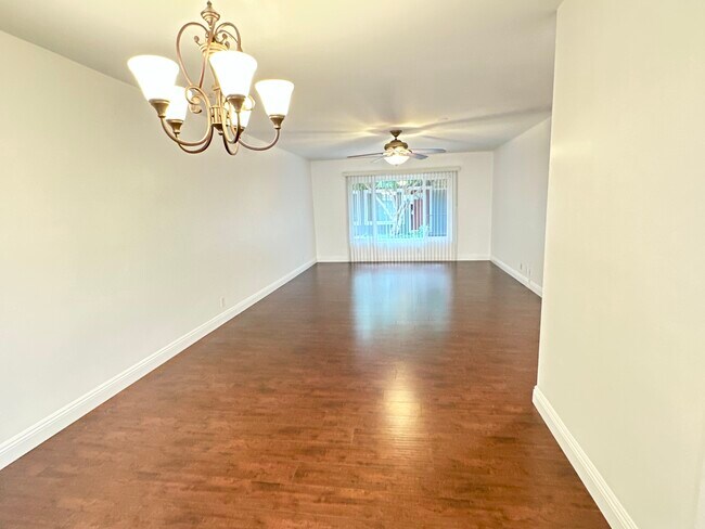 Dining area with view to window overlooking cortyard - 10600 Eastborne Ave