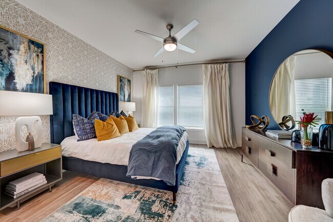 Building Photo - The Parian Luxury Apartments