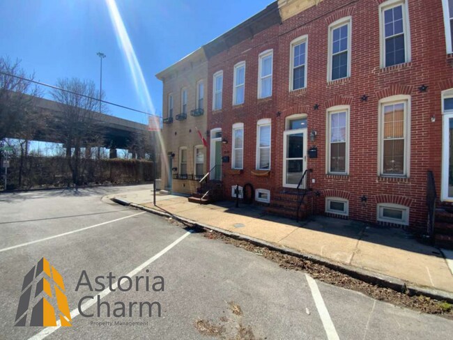 Foto del edificio - Stylish 2 Bedroom with Spa Bath, Hardwood Floors and Parking