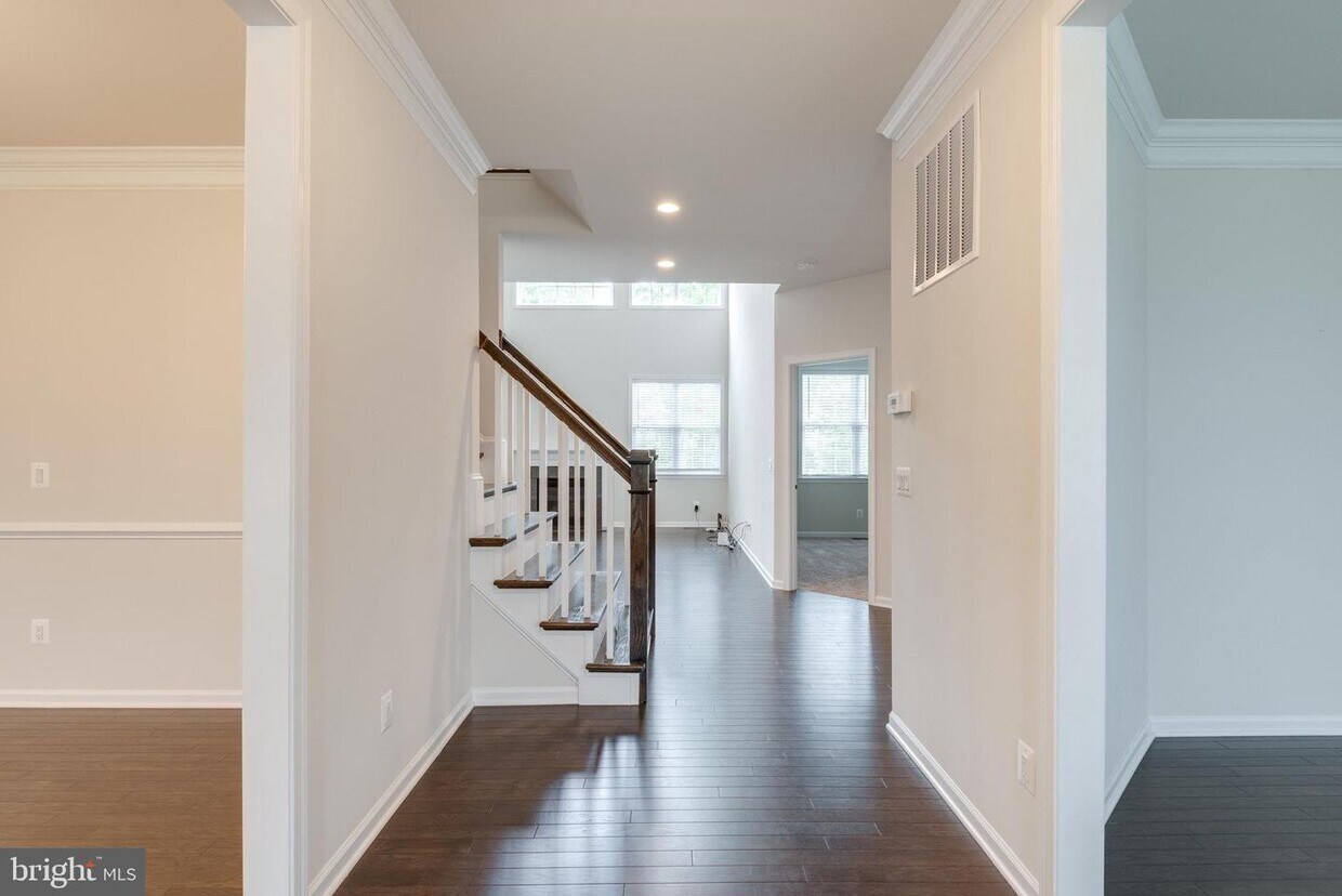 41256 Lenah Point Dr, Aldie, VA 20105 House Rental in Aldie, VA