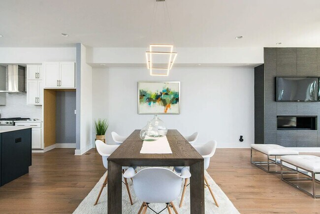 Foto del edificio - 100 Marshall Ct