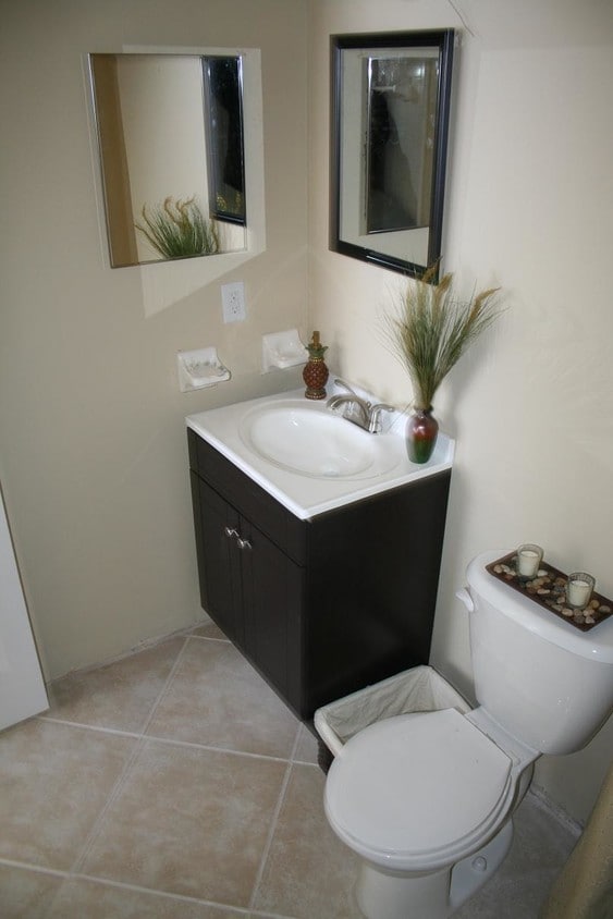Building Photo - * SELLER FINANCING * - Crossing Brook Villas