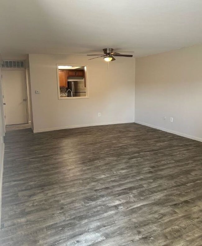 Interior Photo - ESTATES ON MAIN