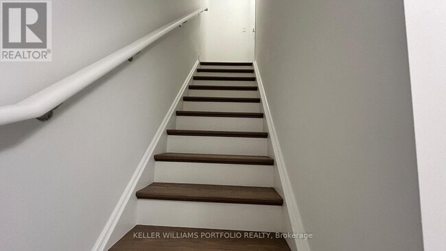 Building Photo - 35-35 Birchcliff Ave