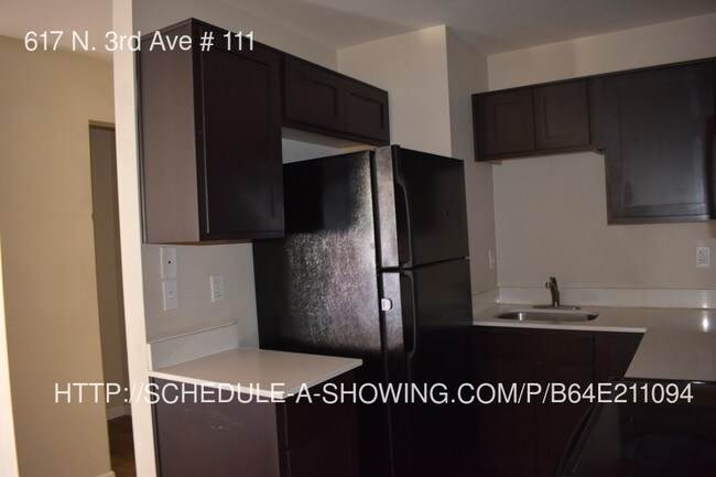 Foto del edificio - 617 N 3rd Ave