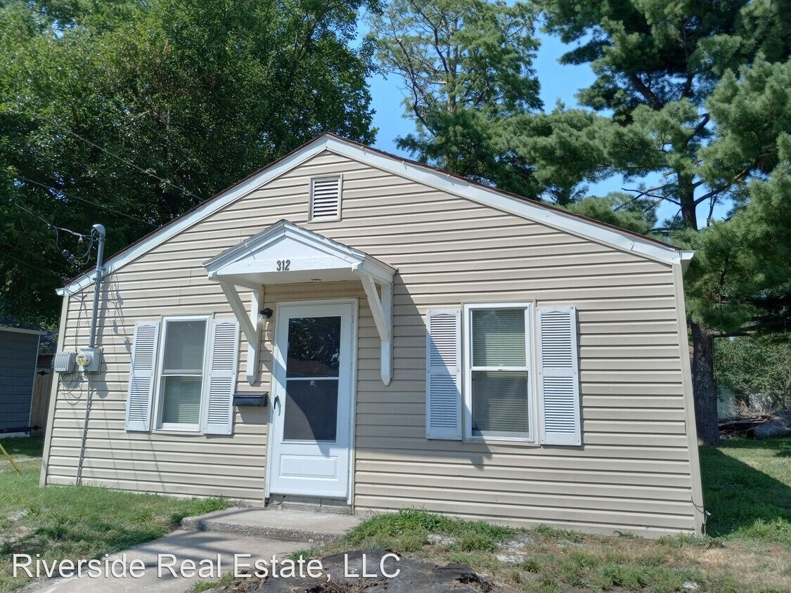 Primary Photo - 2 br, 1 bath House - 312 Young Ave.