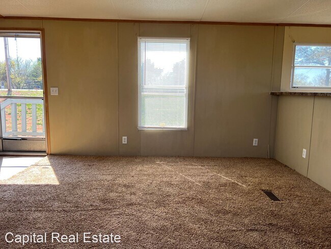Building Photo - 3 br, 2 bath House - 1500 S. Pine St