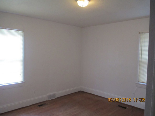Foto del edificio - 2 Fewell Avenue, Weldon