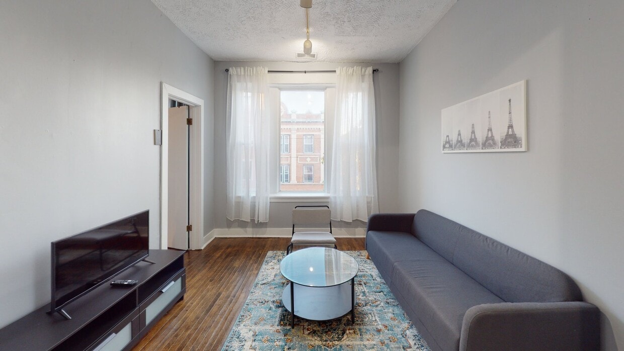 Photo - 2250 W North Ave Apartment