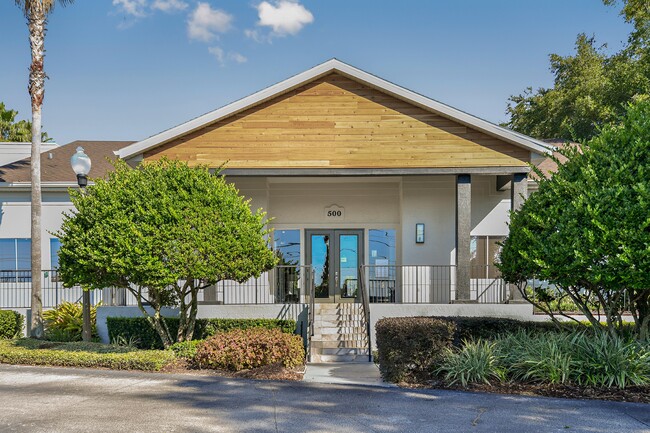 Resident Clubhouse - The Laurel at Altamonte