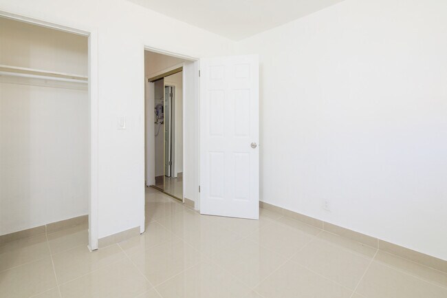 Foto del edificio - 309 Phippen Waiters Rd