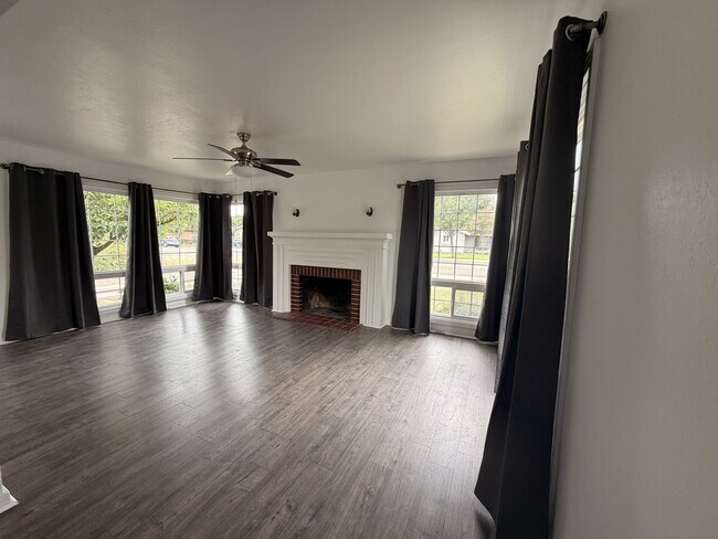 Foto del edificio - 623 N 3rd St